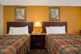 Days Inn By Wyndham Chester Zimmer foto